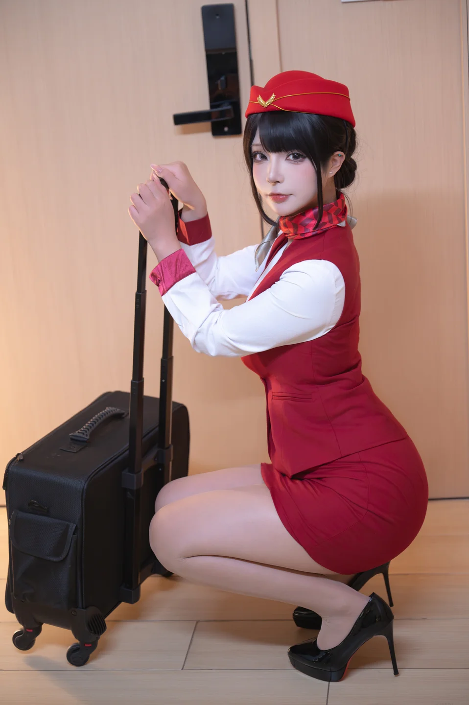 yuuhui玉汇 - 升舱服务2 援 [137P,2V-1.92GB] tg@simisebaisi 【丝足阁】008.webp